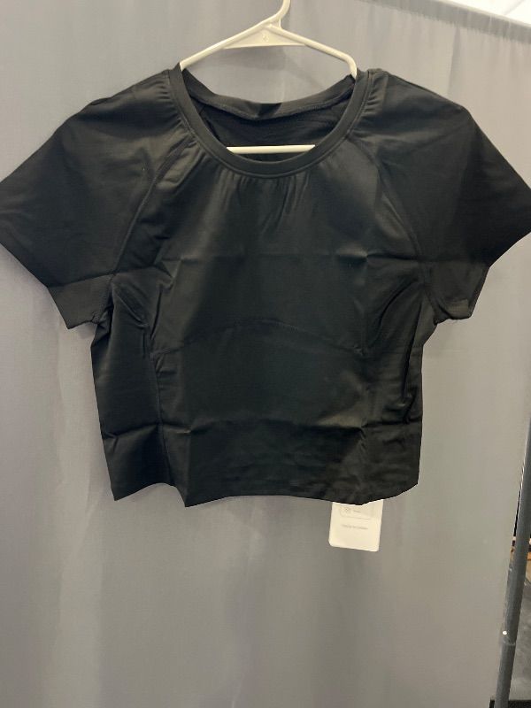 Photo 1 of Size XL Black Short-Sleeve Athletic Top