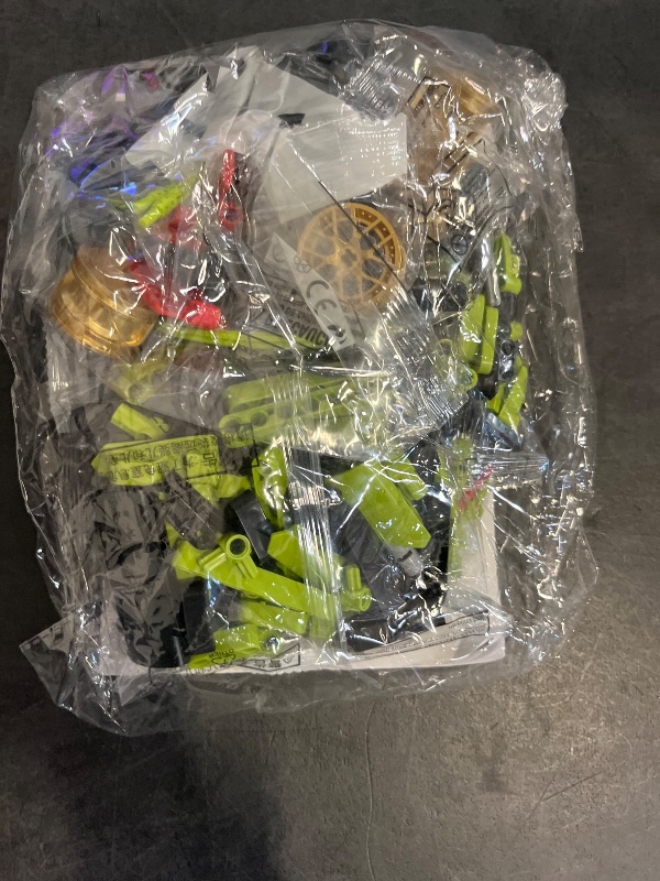 Photo 1 of 452Pcs- Car Model kit with movable parts