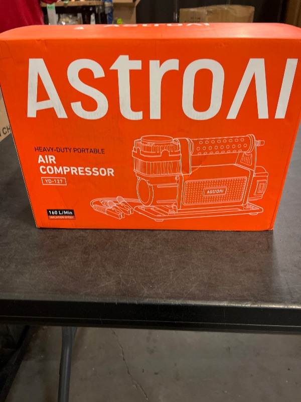 Photo 1 of AstroAI T6 Offroad Air Compressor, 12 V Portable Air Pump with 7.06 CFM, AirCtrl, ¼ NPT Quick Connector, Heavy-Duty Truck Tire Inflator, Max 150 PSI for 4 × 4 SUV Vehicle RV ATV