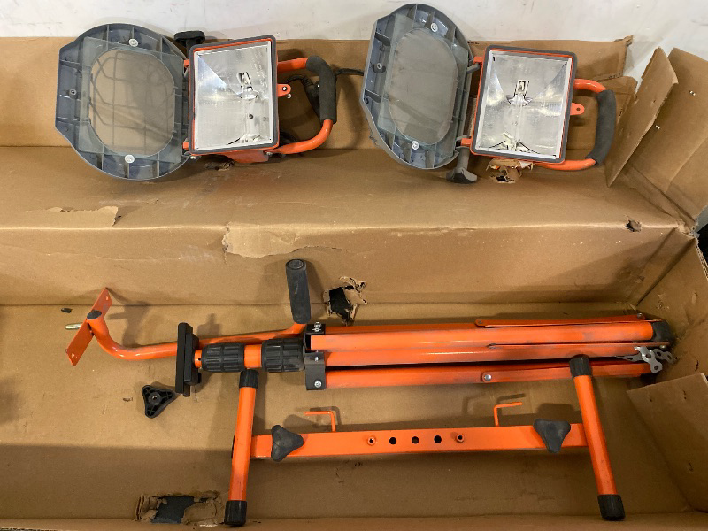 Photo 1 of 1000-Watt Halogen Twin-Head Tripod Work Light