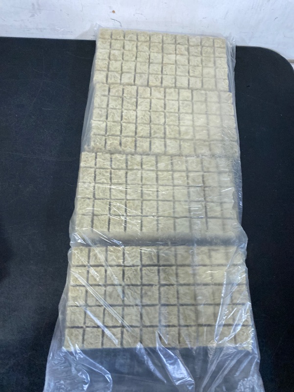 Photo 1 of 1 Inch Rockwool Cubes Garden Rock Wool Stonewool Grow Cubes Starter Plugs for Hydroponics Soilless Cultivation Clone Plants Germination Start (4 Sheets, 200 Plugs in Total)