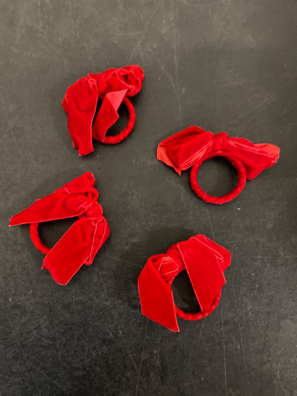 Photo 1 of 6pcs Red Bowknot Napkin Rings Lint Material Holiday Napkin Holder for Wedding Party Banquet Table Decor Secure Serviette Ring with Non-Slip Design for Festival Dining | Missing 2