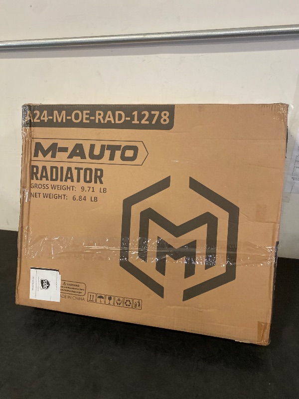 Photo 1 of Aluminum Radiator 1278 Compatible with 1991-1995 Acura Legend AT