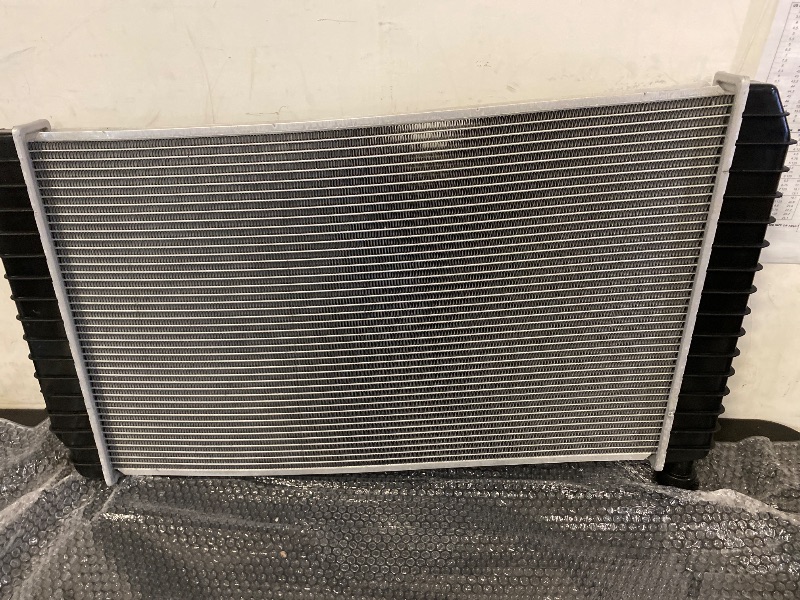 Photo 1 of Aluminum Factory Style Radiator Replacement for 1994 1995 1996 1997 94 95 96 97 Cadillac DeVille Eldorado Seville 4.6L DPI 1475