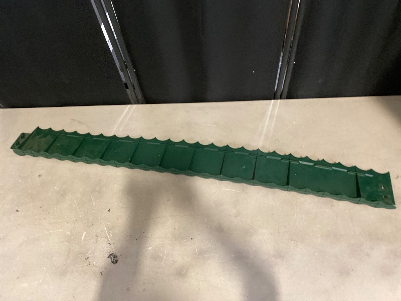 Photo 1 of Premier Poundable Landscape Edging, Garden Border Landscaping, Dig Free Lawn Edge Decorative Scalloped Design, HDPE 4 ft Long (Green) | Dirty from shipping