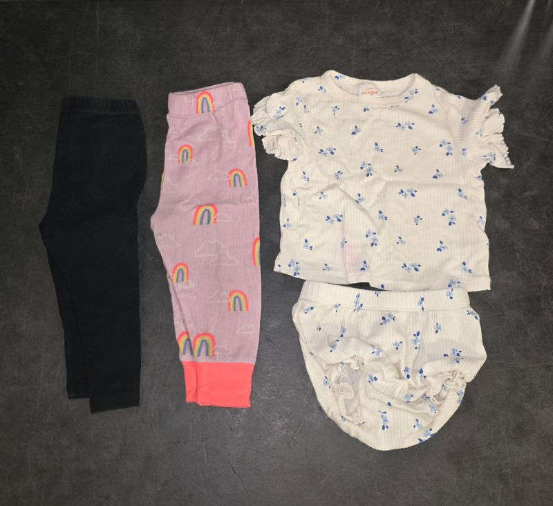 Photo 1 of 4 pc 12m Little Girls Clothing 
