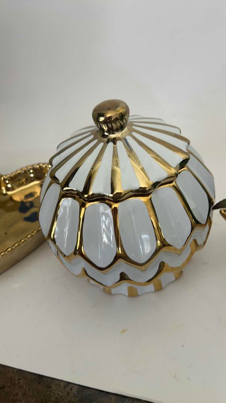 Photo 1 of 3 PC GOLD AND WHITE HOME DECOR TALLEST 9”
