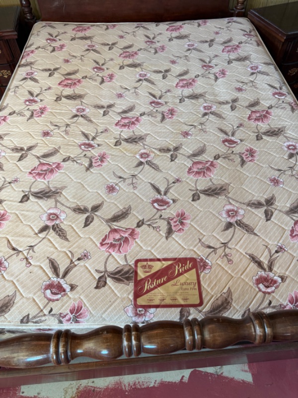 Photo 1 of VINTAGE WOODEN 4 POSTER QUEEN BED W MATTRESS & BOX SPRING