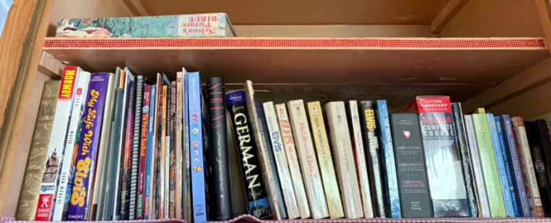 Photo 1 of CONTENTS OF SHELF-BOOKS W VARIOUS TITLES/AUTHORS