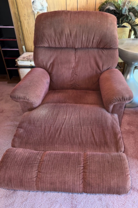 Photo 1 of LA-Z-BOY BURGUNDY FABRIC RECLINER