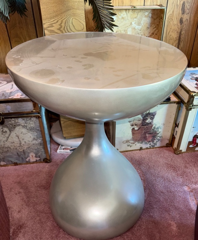 Photo 1 of SILVER MODERN ACCENT TABLE H24”