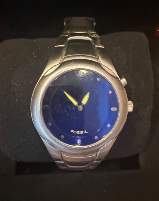 Photo 1 of FOSSIL SILVER-TOME MEN’S WATCH