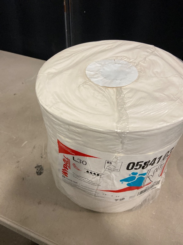 View 3 of WypAll GeneralClean L30 Heavy Duty Cleaning Towels, 875 Sheets (05841)
