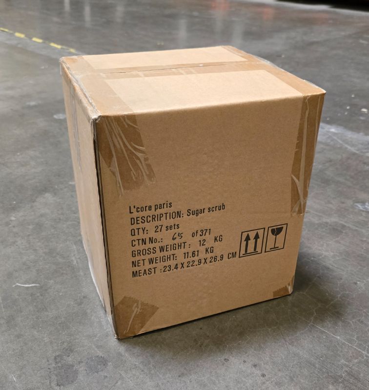 Photo 1 of 24 pack Tropical Sugar Scrub 8.4oz/250ml Nourishing Ingredients Luxurious Scrub Infused with Aloe Vera and Antioxidants Effectively Exfoliate Dead Skin and Protect New Skin from Free Radical Damage New
