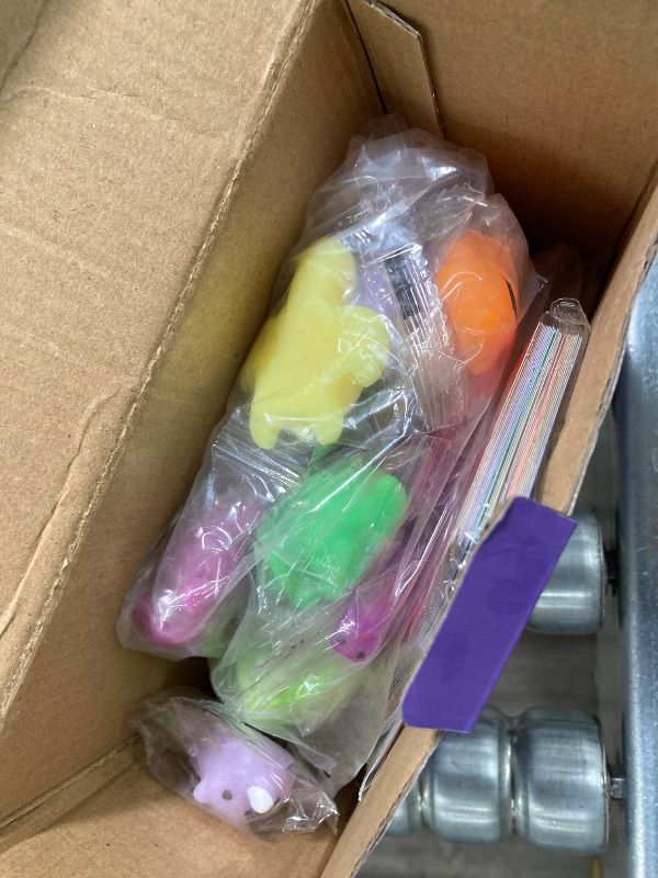 Photo 1 of ***OPEN BOX -MISSING PIECES -SELLING AS IS *** SURCVIO 28 Pcs Mochi Squishies Party Favor Set with Valentines Greeting Cards for Kids, Valentines Day Gifts for Kids, Valentine's Day School Prize Party Favor, Classroom Exchange Gift Set