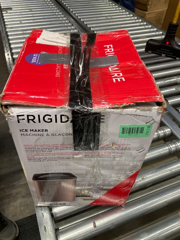 Photo 1 of **PARTS ONLY**Frigidaire EFIC117-SSCOPPER-COM Stainless Steel Ice Maker, 26lb per Day, Copper Stainless