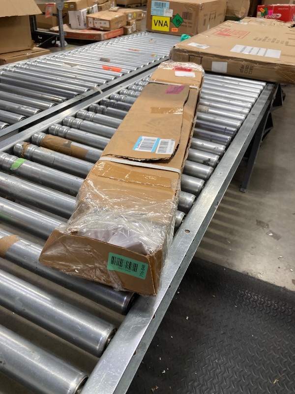 Photo 1 of **MISSING PARTS***Draw-Tite Reese Fifth Wheel Hitch Mounting System Rail & Bracket Kit, Compatible with Select Chevrolet, Dodge, Ford, GMC, Nissan, RAM, Toyota Vehicles, Black