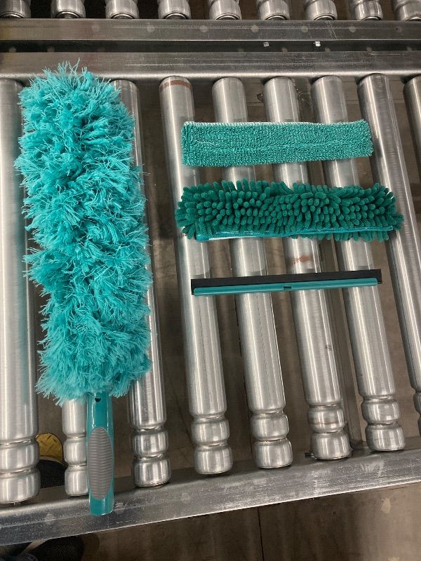 Photo 1 of ***MISSING PARTS -SELLING AS IS*** Duster Cleaning  Feather Duster