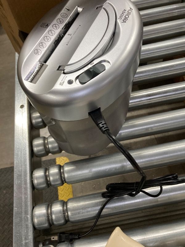 Photo 1 of ***USED -SELLING AS IS *** Aurora AS420C Desktop-Style Cross-Cut Paper Shredder, 4-Sheet Crosscut Desktop*** USED, SOME DUST/PAPER RESIDUE, SOME SCUFFS/SCRATCHES-SELLING AS IS***