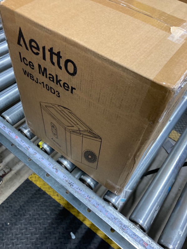 Photo 1 of ***NON-FUNCTIONAL-SELLING AS IS*** Aeitto Ice Makers Countertop, 9 Ice Cubes Release in 6 Mins, 26Lbs/24H, 2 Sizes of Bullet Ice Machine, Self-Cleaning Portable Ice Maker with Ice Scoop and Basket for Home Kitchen Office RV Bar, Black  ***SOME SCUFFS/SCRA