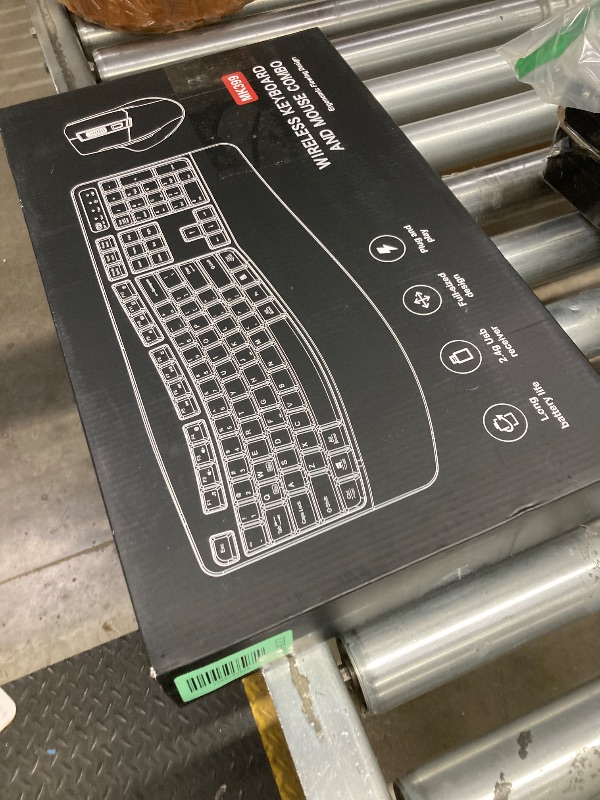 Photo 1 of ***USB MISSING***Wireless Keyboard and Mouse Combo, 2.4G Full Size Wave Keys Ergonomic Keyboard with Wrist Rest and 3-Level DPI Adjustable Wireless Ergonomic Mouse for Windows, Mac OS Desktop/Laptop/PC(Black)***USB MISSING***