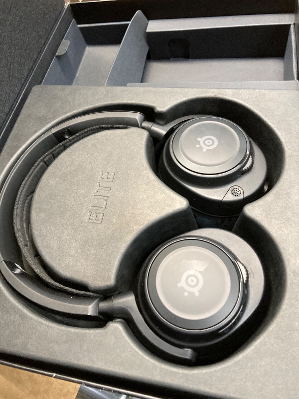 Photo 1 of ++not complete+++++SteelSeries Arctis Nova Elite - Hi-Res Wireless Gaming Headset — 96kHz/24bit — Carbon Fiber Speakers — ANC — AI Noise Rejection — App — 2.4GHz + BT — Multi-Source Mix — OmniPlay PC+PlayStation+Xbox
