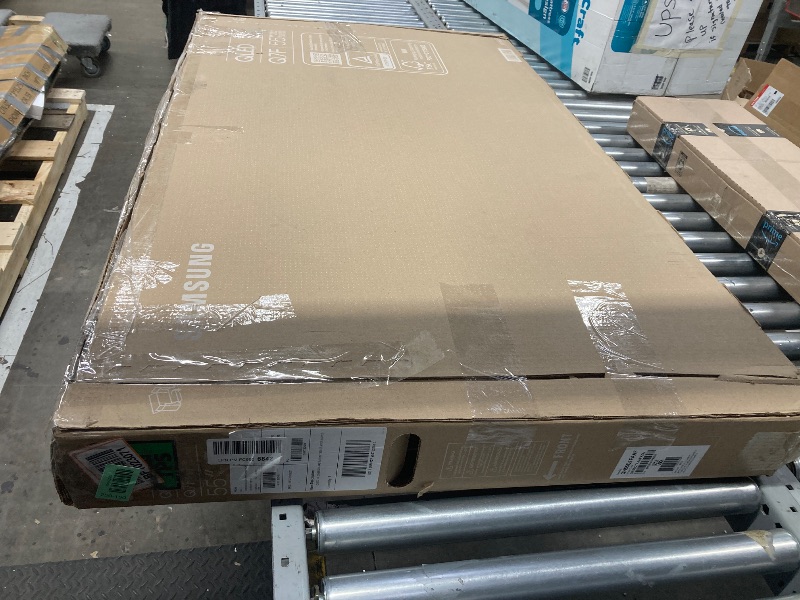 Photo 1 of ***NOT RETOURN***Samsung 55-Inch Class QLED Q7F Series Samsung Vision AI Smart TV (2025 Model, 55Q7F) Quantum HDR, Object Tracking Sound Lite, Q4 AI Gen1 Processor, 4K upscaling, Gaming Hub, Alexa Built-in