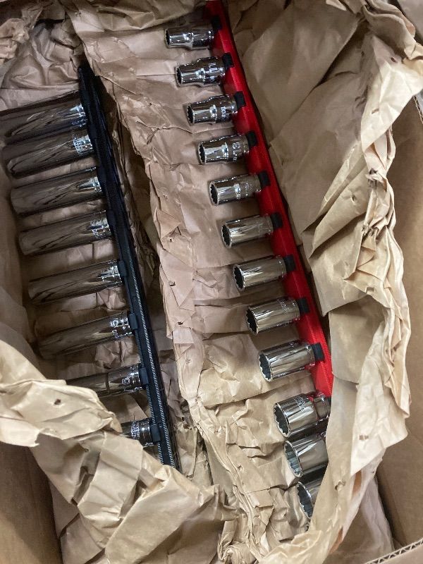 Photo 1 of ***MISSING PARTS -SELLING AS INCOMPLETE SET***TEKTON 1/4,1/2 Inch Drive 12-Point Socket Set with Rails and Trays | SHD99202
