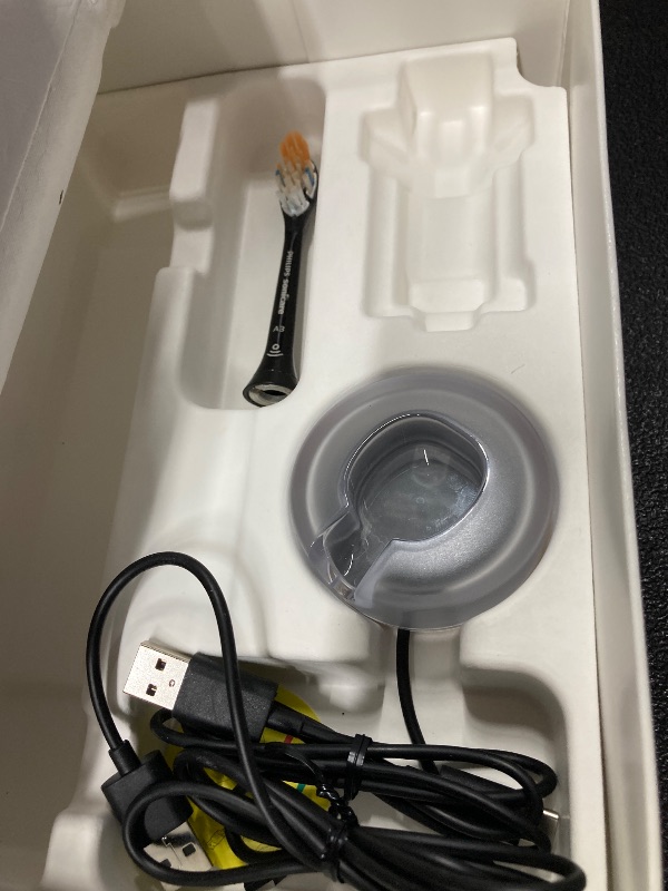 Photo 1 of ***USED***

Philips Sonicare DiamondClean 9900 Prestige Electric Toothbrush - with SenseIQ Technology and Advanced AI App, 5 Brushing Modes, 3 Intensity Levels, Charging Travel Case,Midnight Blue, Model HX9990/12