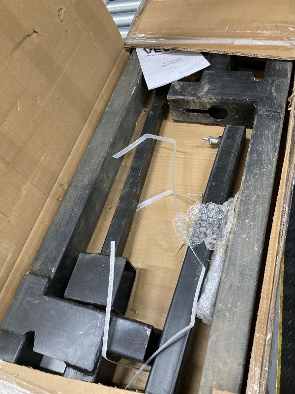 View 2 of *Dirty* VEVOR Pallet Forks, 2000 Lbs Clamp on Pallet Forks 43" Total Length, Tractor Bucket Forks with Adjustable Stabilizer Bar, Heavy Duty Pallet Forks for Tractor Attachments, Skid Steer, Loader Bucket
