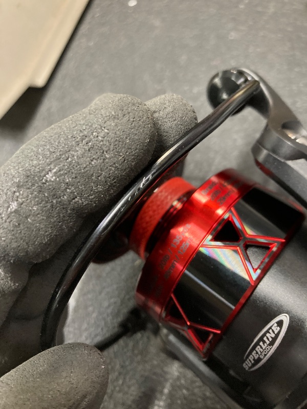 Photo 1 of *Scratches* PENN Fierce IV Spinning Reel