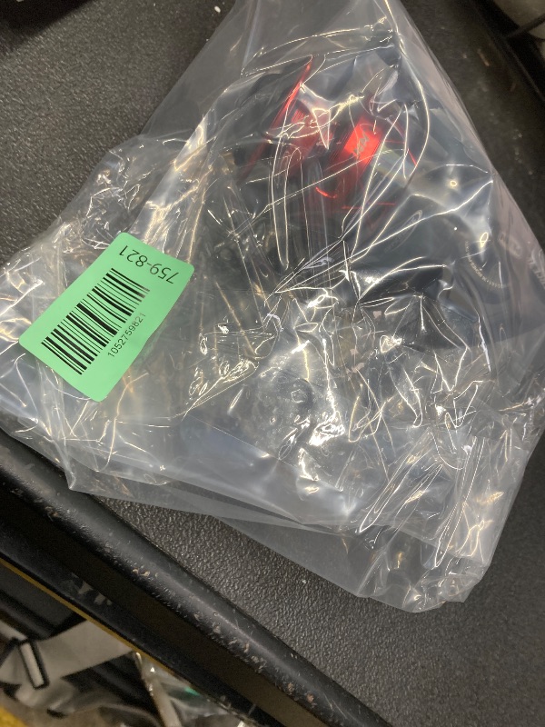 Photo 1 of *Scratches* PENN Fierce IV Spinning Reel