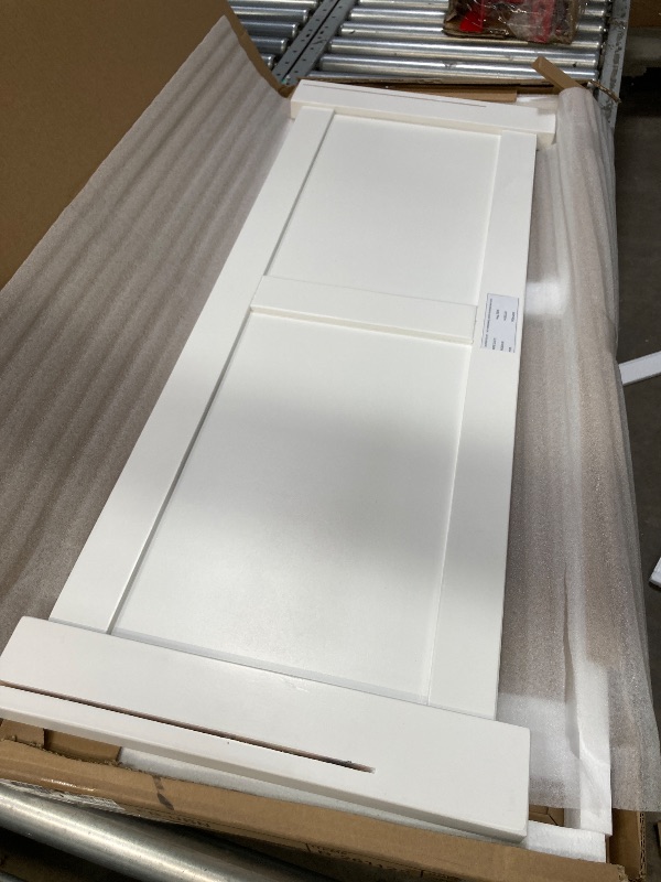 Photo 1 of ***TWIN SIZE FOOTBOARD ONLY -SELLING AS IS *** White | Sturdy Finished Wooden Modern