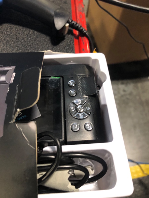 Photo 1 of **UNTESTED**
4K Digital Camera for Photography- 50MP Autofocus Vlogging Camera with 2.8" 180° Flip Screen, 16X Digital Zoom- Compact Point and Shoot Camera with 64GB SD for YouTube, Travel, Beginners