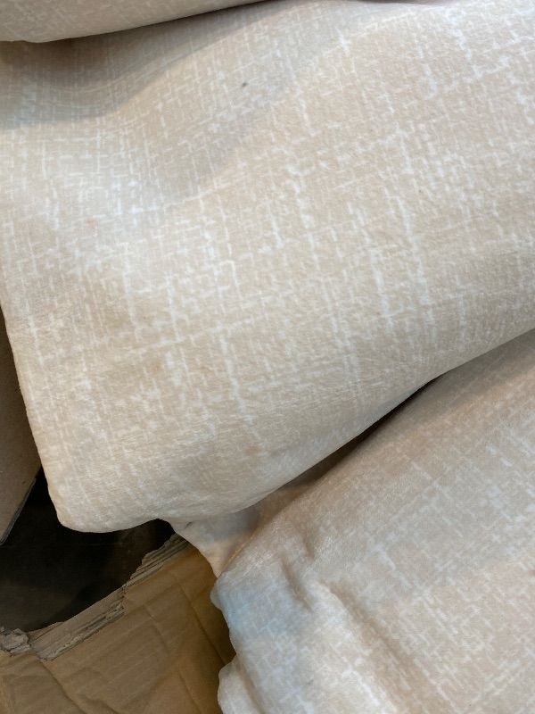 Photo 1 of ***Stock Photo Is A Similar Item*** Living Room Area Rugs, Soft Non-Slip Backing Washable Rugs Vintage Large Carpet for Bedroom Office Dining Room Kitchen