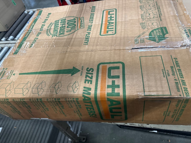 Photo 1 of 3-IN-1 CONVERTIBILITY: The Carson Classic keeps pace with your child’s changing needs . It converts from a crib into a toddler bed and daybed (conversion kit sold separately), perfect for those early growing years.
FUNCTIONAL FEATURES: With 4 mattress hei