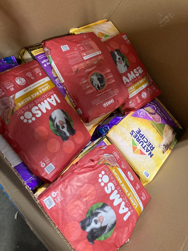 Photo 1 of **AS IS**
**FINAL SALE**
**APPROXIMATELY 30 BAGS**
EXPIRY DATE:11/29/2025
Nature?s Recipe Lamb, Barley & Brown Rice Recipe Dry Dog Food, 24 lb. Bag