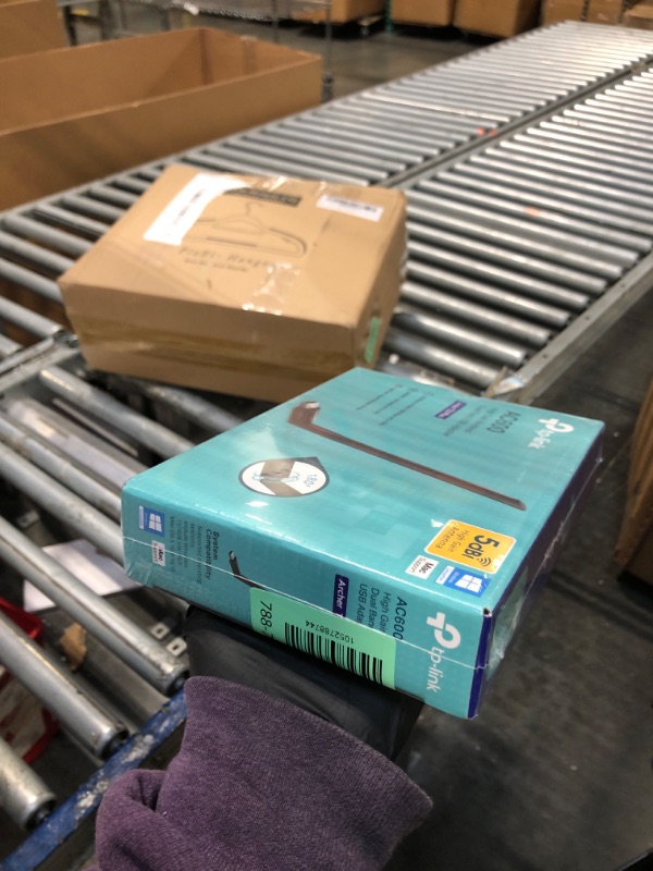 Photo 1 of ** FACTORY SEALED**
TP-Link AC600 USB WiFi Adapter for PC (Archer T2U Plus)- Wireless Network Adapter for Desktop with 2.4GHz, 5GHz High Gain Dual Band 5dBi Antenna, Supports Win11/10/8.1/8/7/XP, Mac OS 10.9-10.14, Black