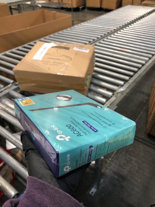 Photo 1 of ** FACTORY SEALED**
TP-Link AC600 USB WiFi Adapter for PC (Archer T2U Plus)- Wireless Network Adapter for Desktop with 2.4GHz, 5GHz High Gain Dual Band 5dBi Antenna, Supports Win11/10/8.1/8/7/XP, Mac OS 10.9-10.14, Black