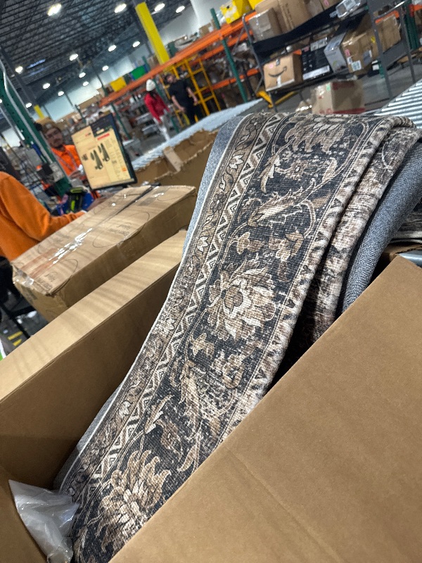 Photo 1 of ******SIMILAR******* SAFAVIEH Lyndhurst Collection Area Rug - 7' Square, Grey & Cream, Traditional Oriental Design, Non-Shedding & Easy Care, Ideal for High Traffic Areas in Living Room, Bedroom (LNH340G)