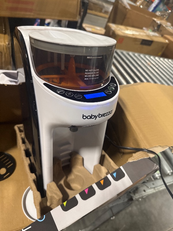Photo 1 of *********TURNS ON PERFECTLY******* Baby Brezza New and Improved Formula Pro Advanced Formula Dispenser Machine - Automatically Mix a Warm Formula Bottle Instantly - Easily Make Bottle with Automatic Powder Blending, White