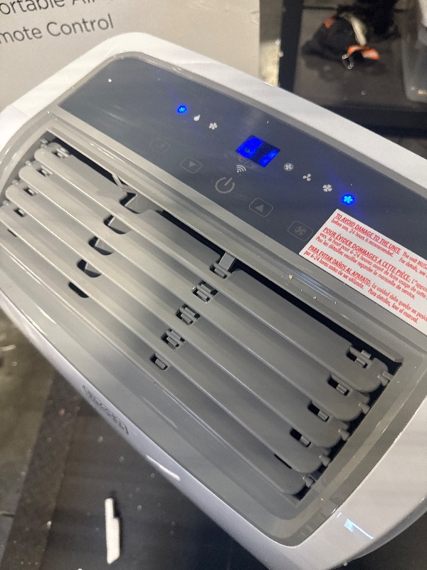 Photo 1 of *********TURNS ON PERFECTLY******* cools quickly****** BLACK+DECKER Portable Air Conditioner, 12,000 BTU (8,000 BTU SACC) for Rooms up to 550 Sq. Ft., Portable AC with Follow Me Remote Control and Window Kit, BPACT12WT, White