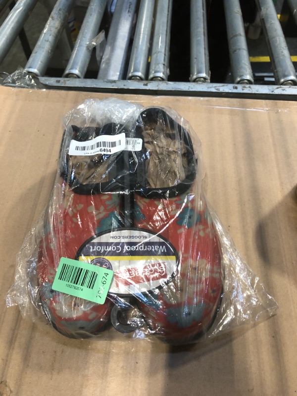 Photo 1 of **VERY USED**
Sloggers Original Waterproof Rain and Garden Shoe for Women– Outdoor Slip-On Garden Clog - Made in The USA with Premium Comfort Insole and Arch Support - Horse Stars Barn Red, Size 9