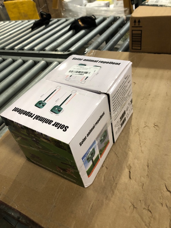 Photo 1 of 2025 Racoon Squirrel Sonic Fortress Pro, Solar Ultrasonic Animal Repeller Deer Rabbit Repellent Outdoor with Motion Sensor&Flash Light to Deterrent Cat Dog Skunk Out of Garden Farm Yard(4Pack)