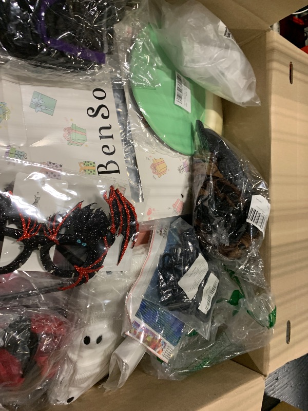 Photo 1 of ***AS IF/ FINAL SALE - NO RETURNS***
BUNDLE BOX OF MIXED ITEMS 
