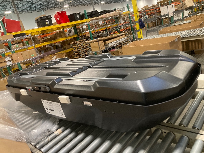 Photo 1 of ** NEW *** Thule Force 3 - Size L - 16 cu ft - Aerodynamic roof Mounted Box - Dual-Sided Opening with Locks - Tool-Free Install - Weatherproof Design - for SUVs, Trucks, Cars, EVs and More