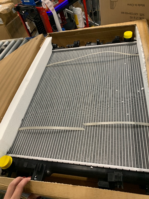 Photo 1 of ******SIMILAR ITEM****** AUTOSAVER88 Radiator Compatible with 2004 2005 2006 2007 2008 Dodge Ram 1500, 2004-2009 Dodge Ram 2500 3500 5.7L V8 ATRD1051