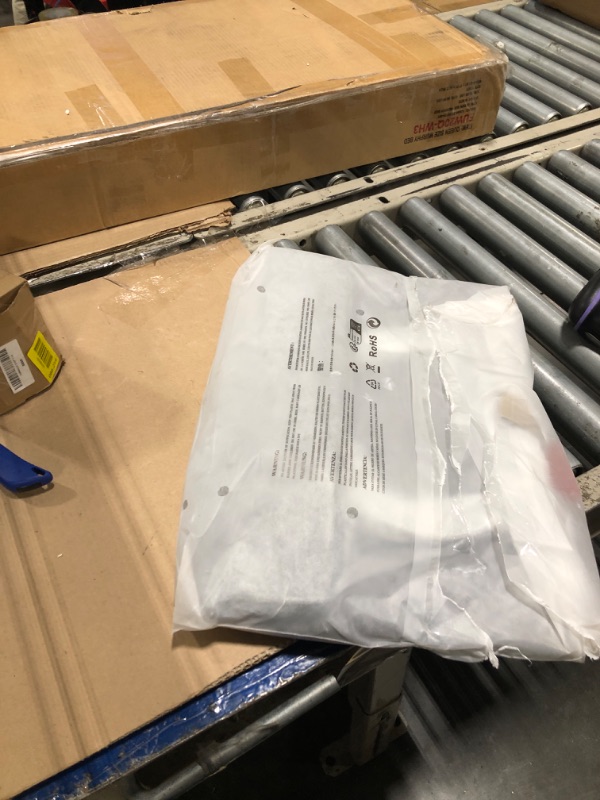 Photo 1 of ***handler broken*** zipper dmaged*** very used*** LOVEVOOK Laptop Tote Bag for Women 15.6 Inch,Waterproof Computer Bag for Laptop for Womens,Quilted Travel Work Tote Bags for Women,Stylish Laptop Bag Purse with Luggage Sleeve for Teacher,Nurse,Office