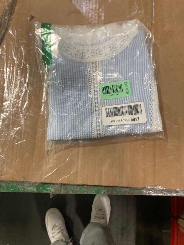 Photo 1 of **ZIPPER IS DAMAGED**
Floerns Women's Contrast Lace Mock Neck Sleeveless Blouse Textured Striped Elegant Vest Top Blue and White Small