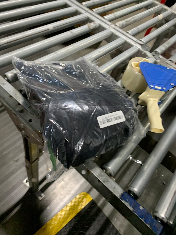 Photo 1 of **CORRECT** GraduatePro Matte Graduation Cap and Gown 2025 Set Bulk with Tassel for High School & College Black 42